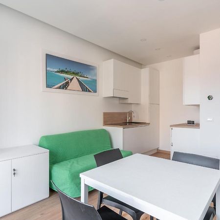 Cimiano Suite 21, New Apartment ミラノ エクステリア 写真