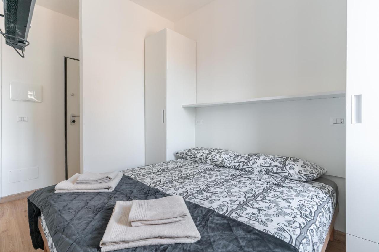 Cimiano Suite 21, New Apartment ミラノ エクステリア 写真